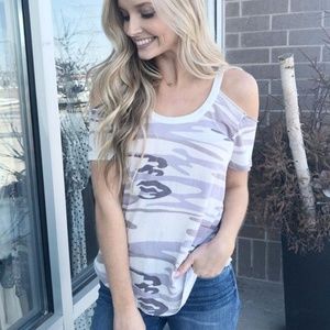 Z SUPPLY The Camo Cold Shoulder T-Shirt X-Small